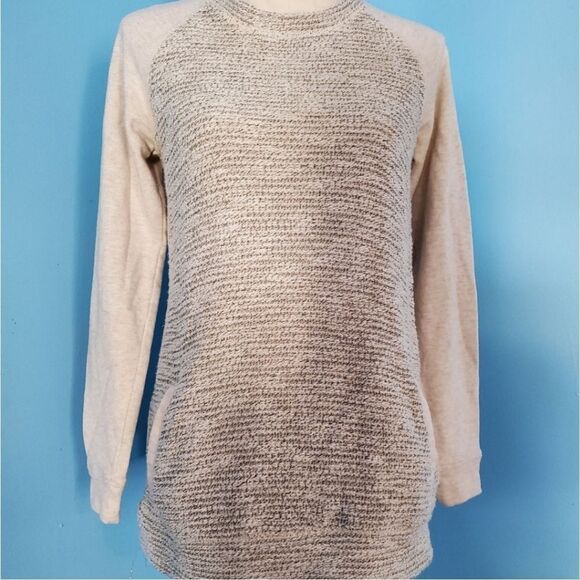 Per Se Creme/Gray Crewneck Pocket Detail Long Sleeve Sweater - Picture 1 of 7